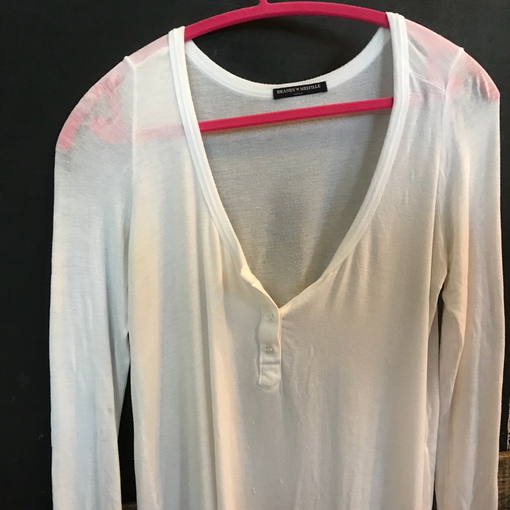 Brandy Melville Shirt!!